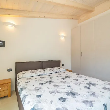 Tyra Appartement Cugnana